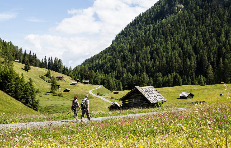 sanfte Wanderwege im Tiroler Oberland
